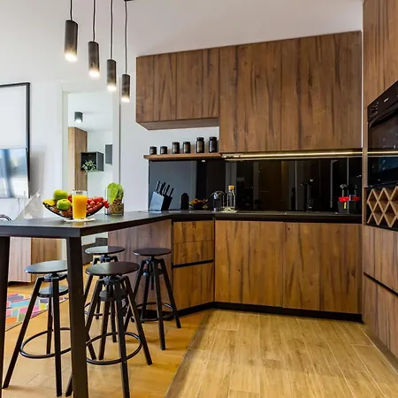 Apartman Maraschino 2br Balcony Garage And Bbq Zadar