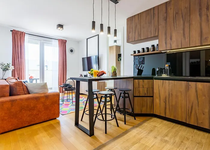 Maraschino 2br Balcony Garage And Bbq