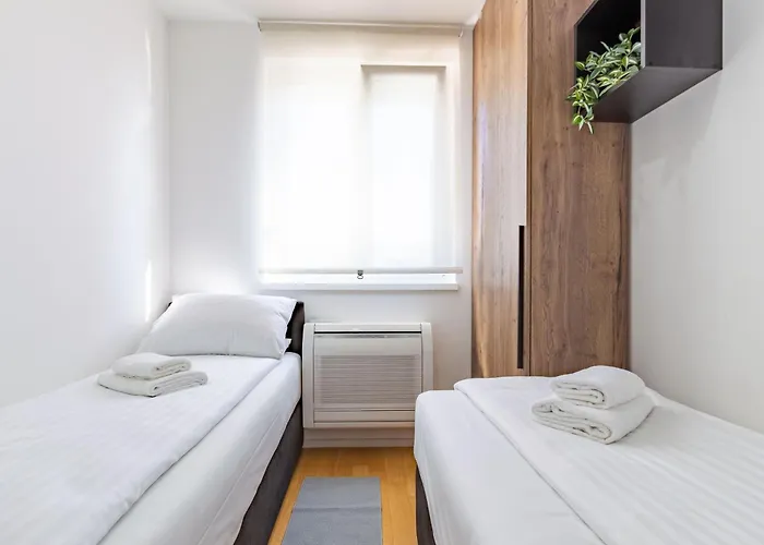 Апартаменты Maraschino 2br Balcony Garage And Bbq *