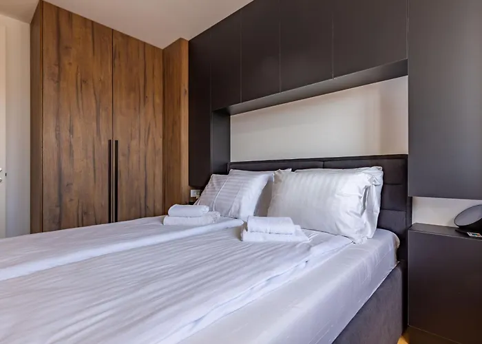 Appartement Maraschino 2br Balcony Garage And Bbq Zadar